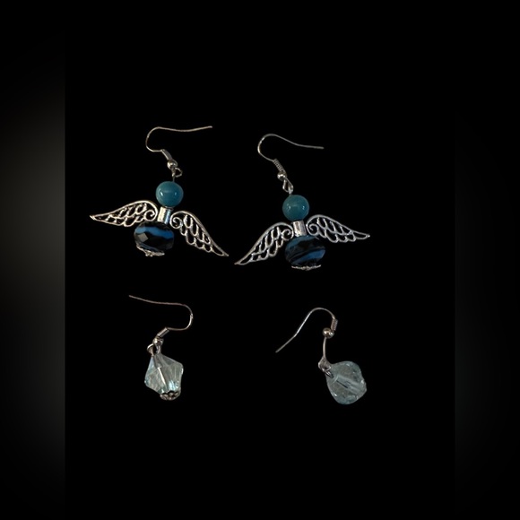 Earrings lot of two Gold Toned Blue - Picture 2 of 4